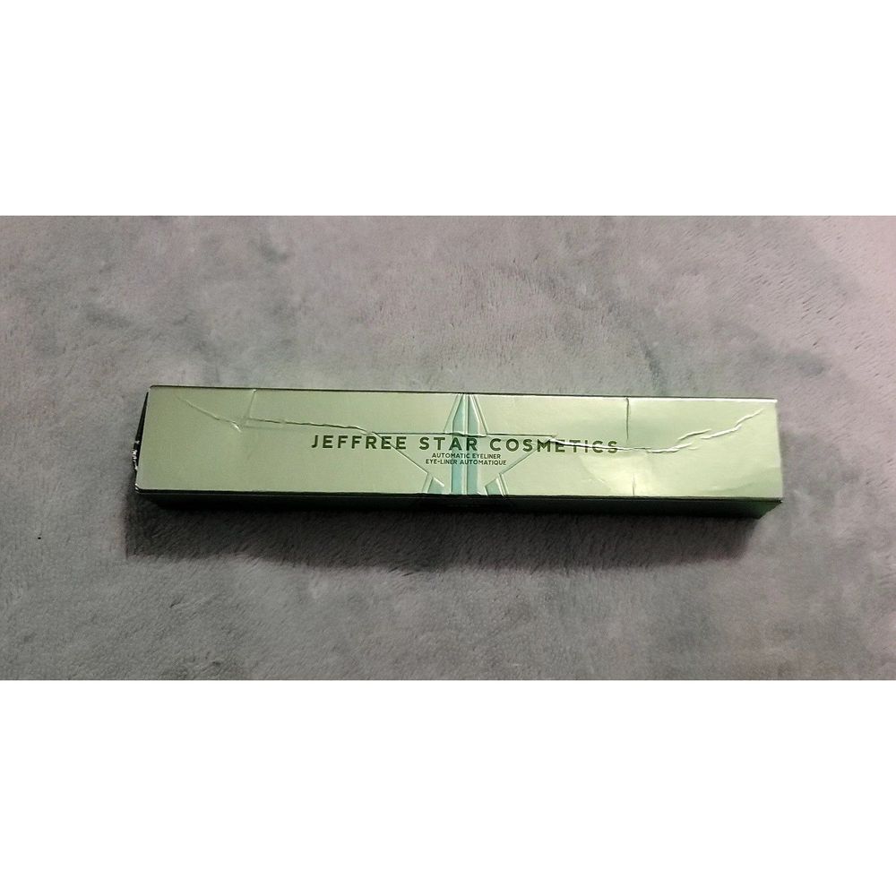 Jeffree Star Cosmetics eyeliner